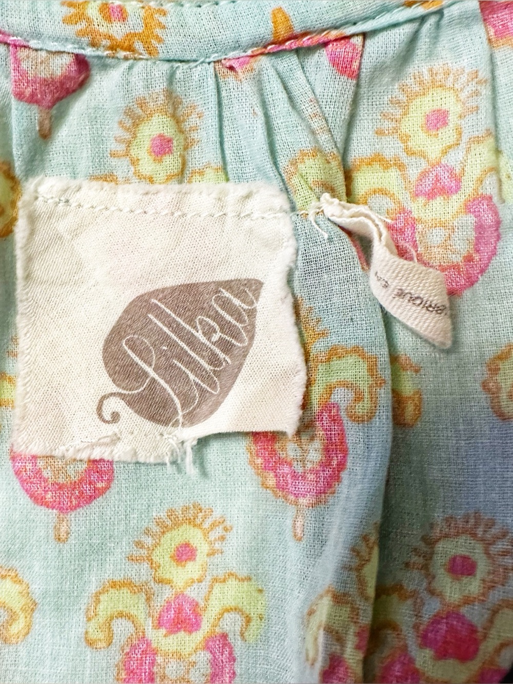 Anthropologie Lilka Sweetest Dreams Bell Sleeve Top Size Medium - Picture 8 of 9